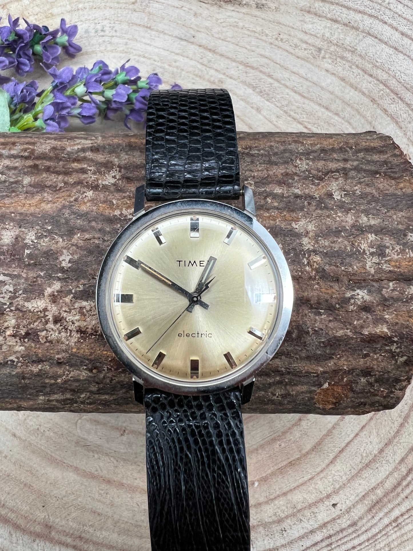 Time Electric Uhr           905