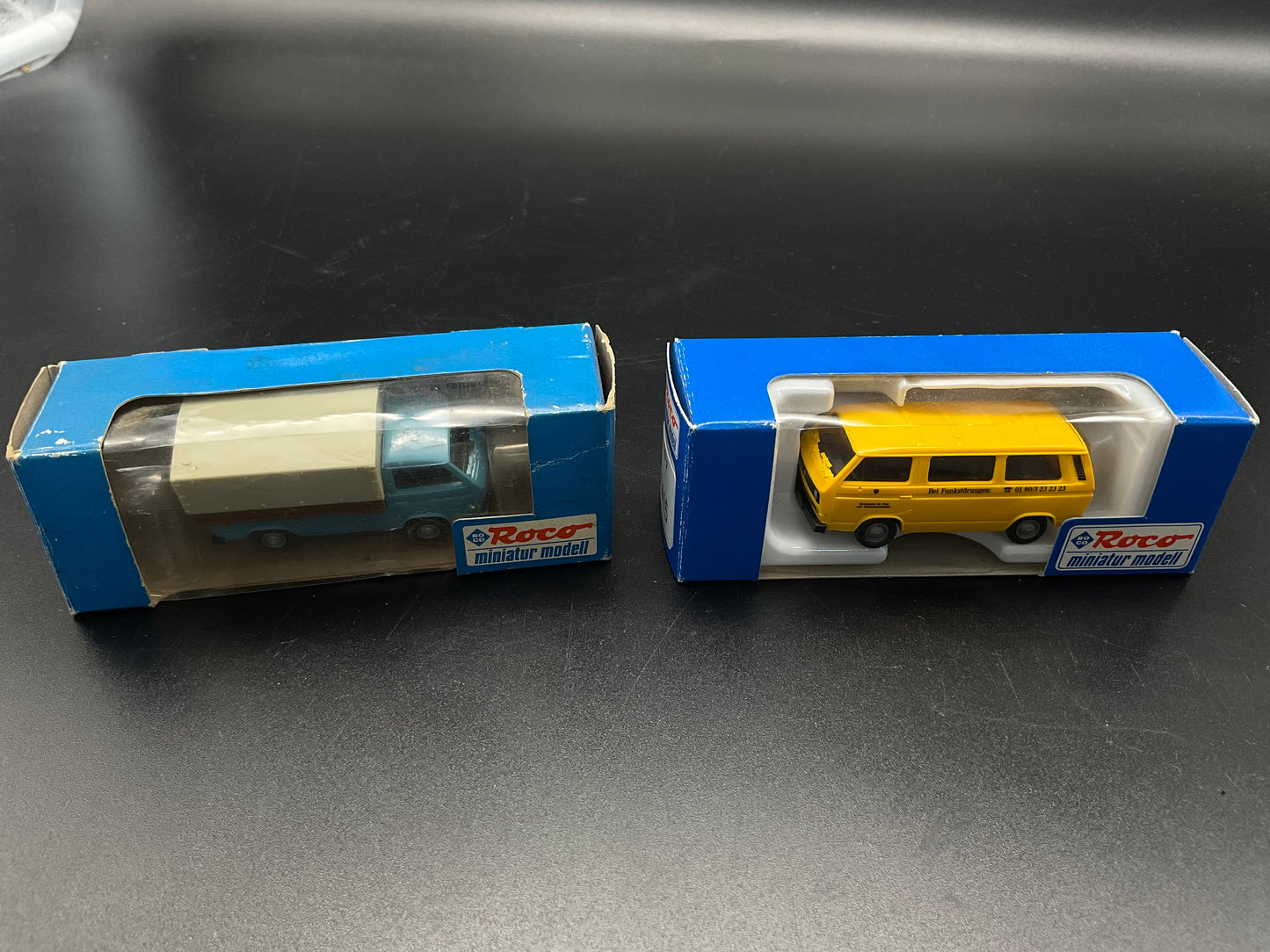 Roco zwei Fahrzeugmodelle