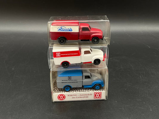 Drei Kasten-LKW von Wiking