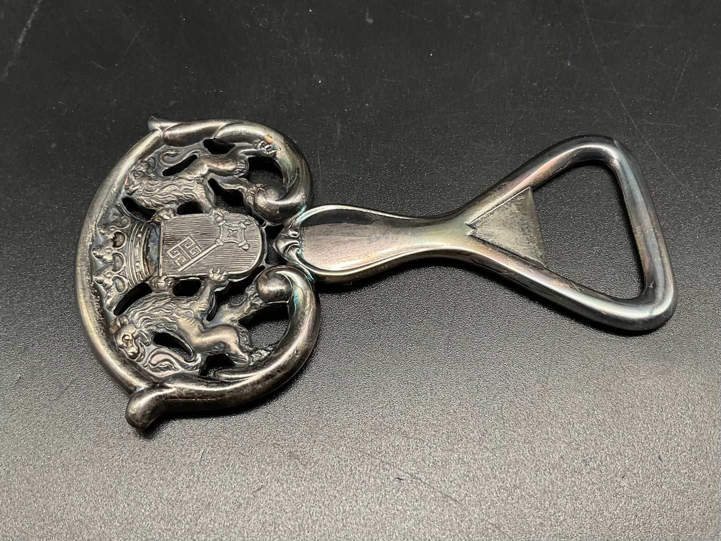 Verzierter Flaschenöffner