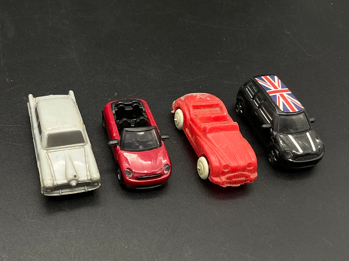 Mini Modellfahrzeuge von Marklin, BMW etc.