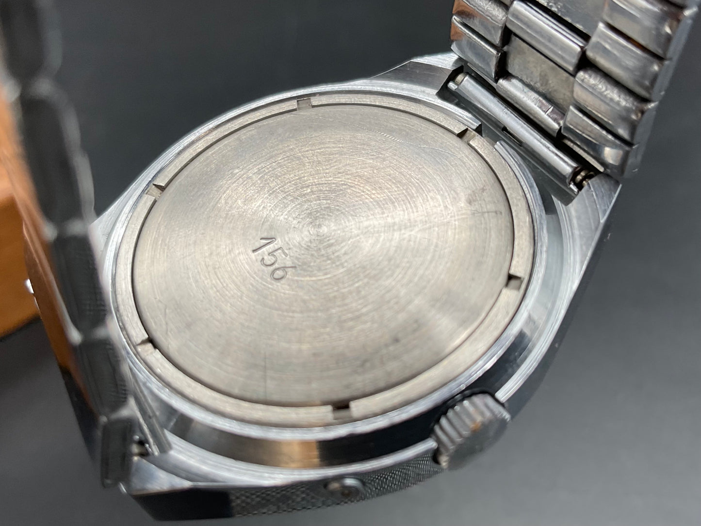 Grüne Slava Uhr