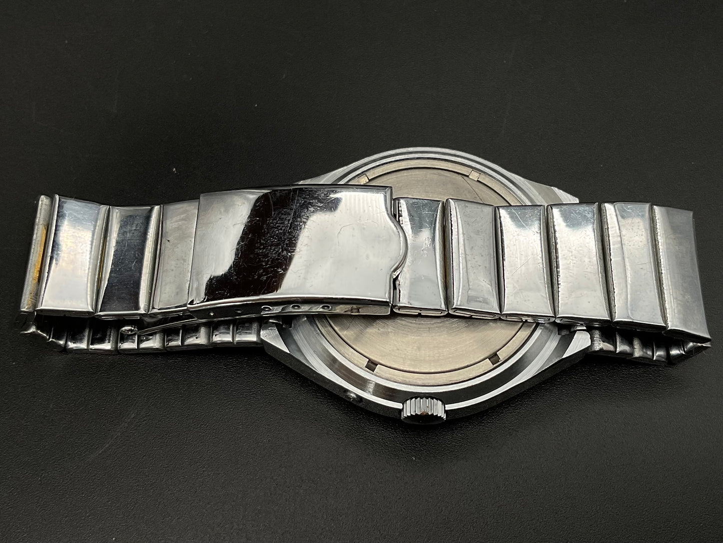 Grüne Slava Uhr