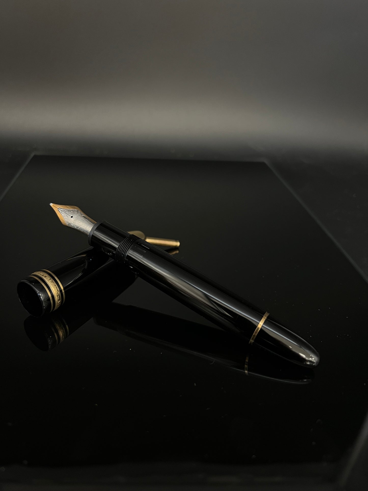 Montblanc Meisterstück 149 mit einstecktbarem Federhalter 905