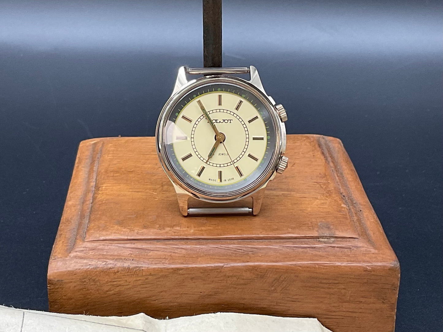 POWOT Uhr
