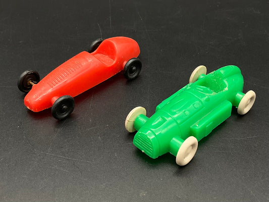 Zwei Groschenautos