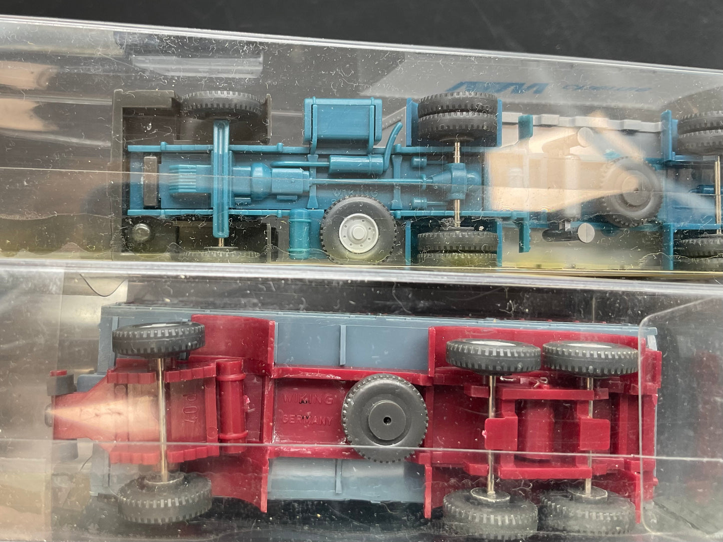 Zwei LKW von Wiking