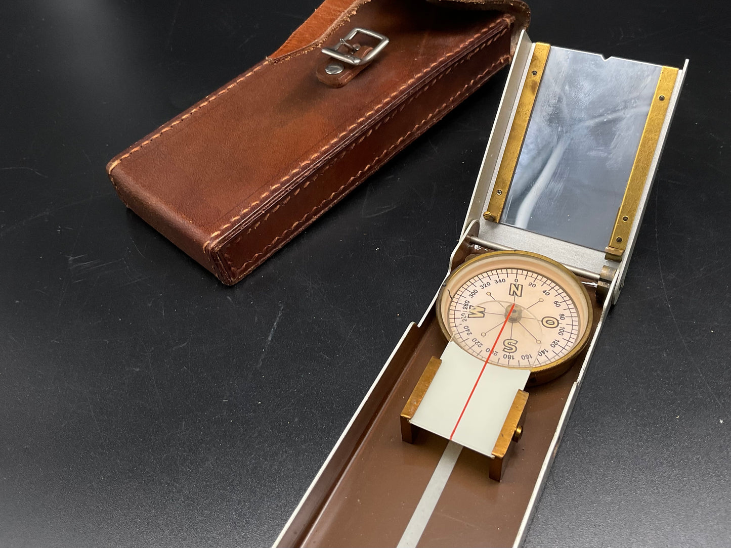 Armee-Marsch-Visier-Kompass „Record“ Patent