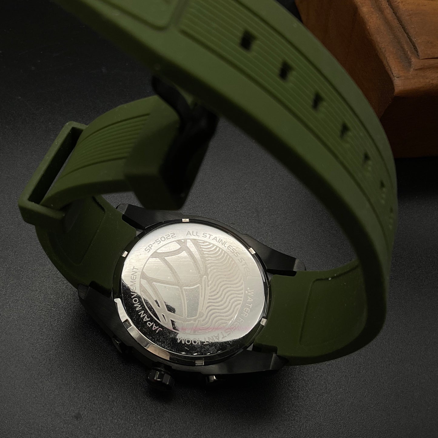 Grün-schwarze Spinnaker SP-5022 Armbanduhr