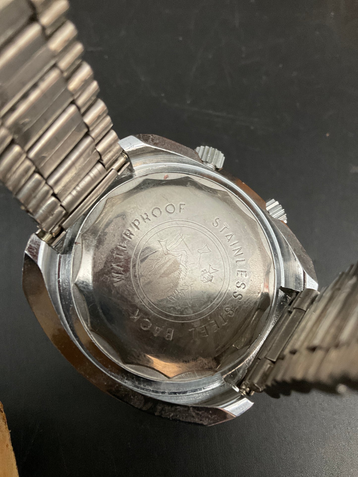 Emromatic 17 Rubis Armbanduhr 905