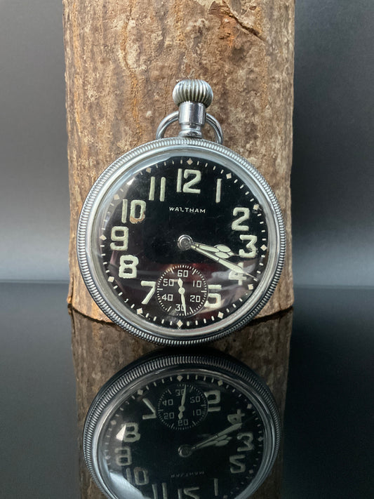 Waltham Militär Taschenuhr   905