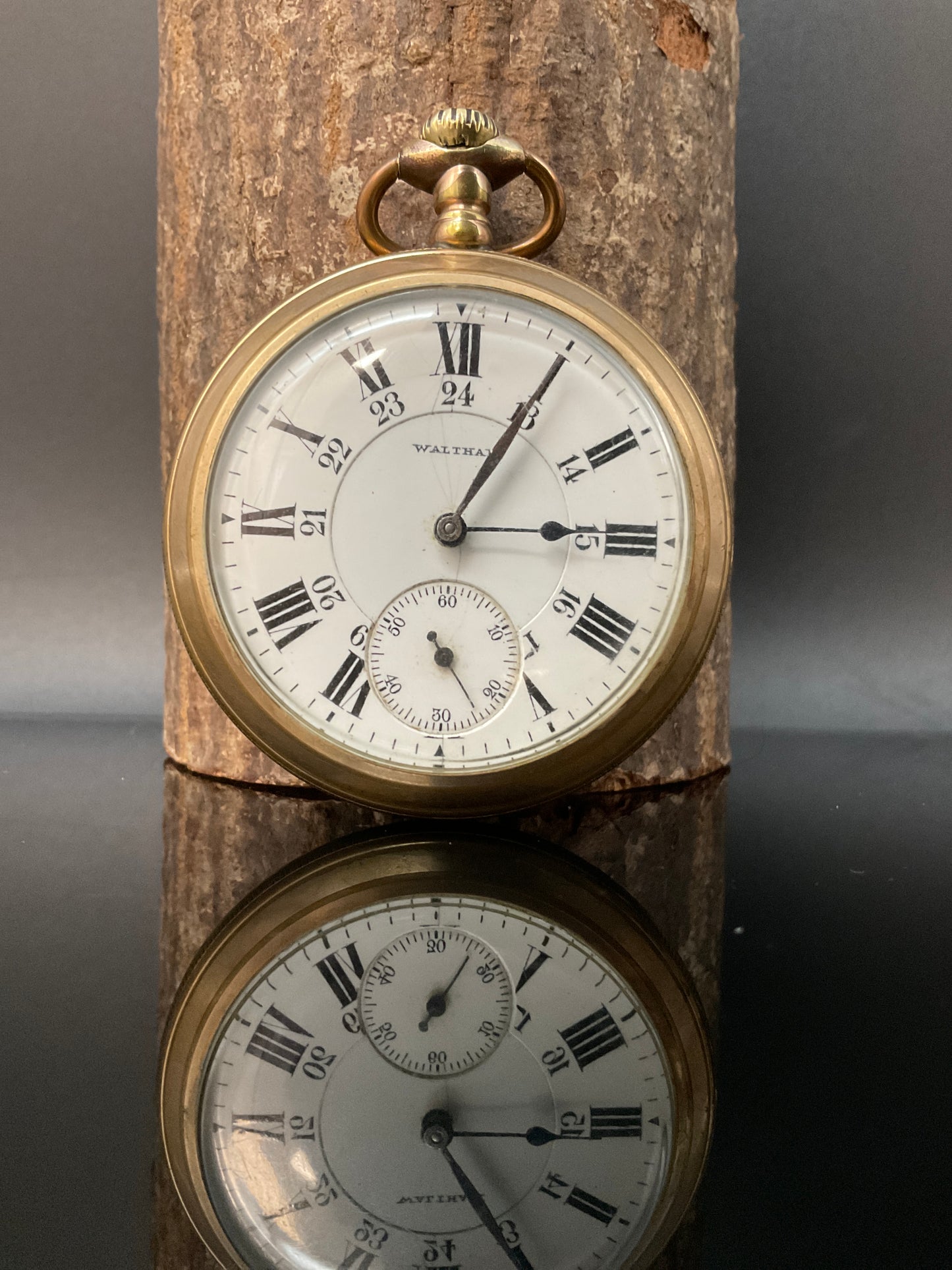 Waltham Taschenuhr 905