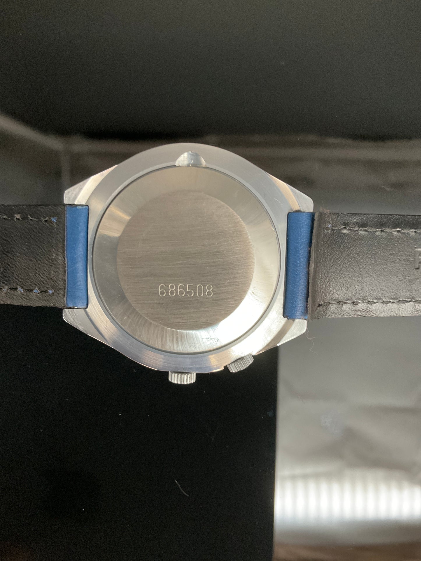 Paketa Armbanduhr