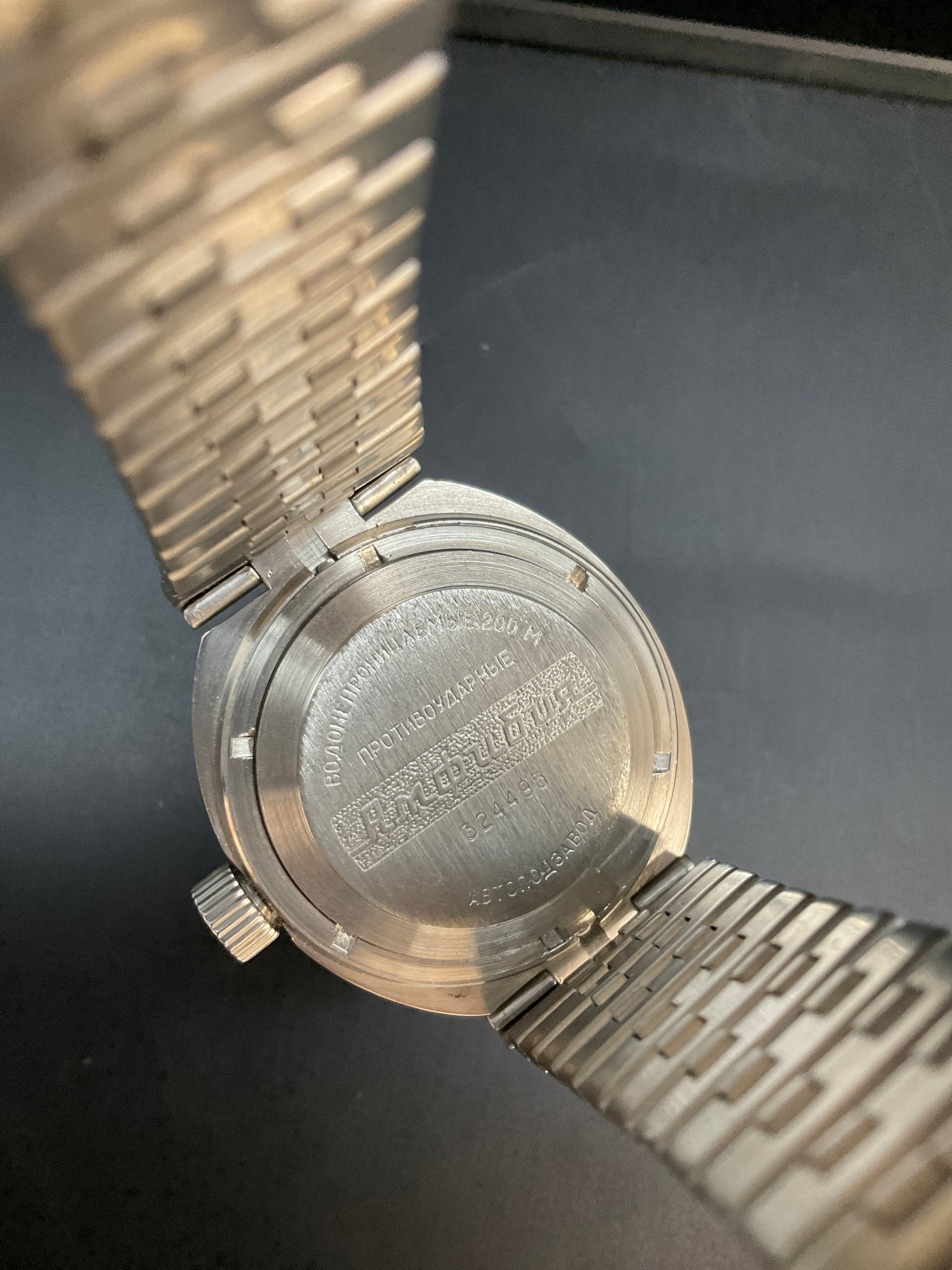 Russische Armbanduhr 905