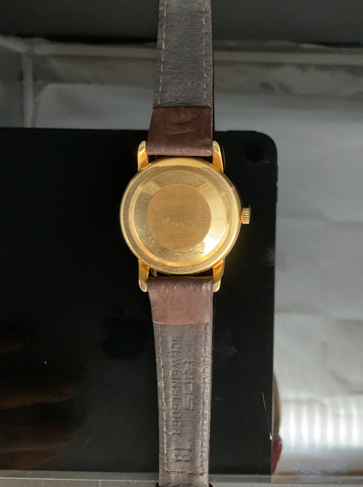 Chronomètre Zodiac Armbanduhr Gelbgold