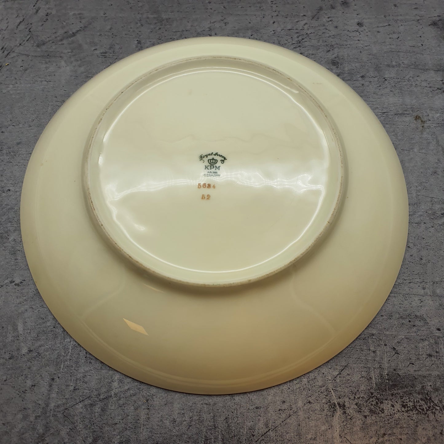 KPM Royal Ivory Teller Servierplatte, Sammelteller