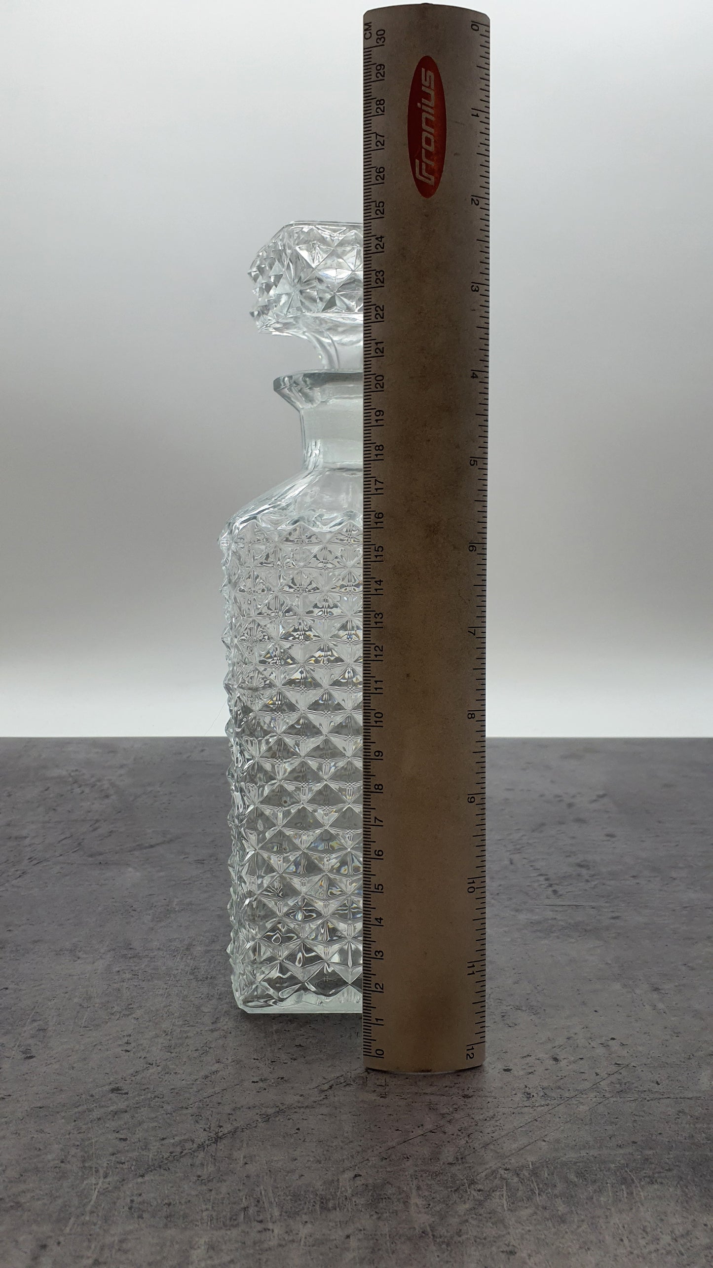 Bleikristall Karaffe aus Glas, Dekanter mit Verschluß, mit Glaskorken, Likör Flasche