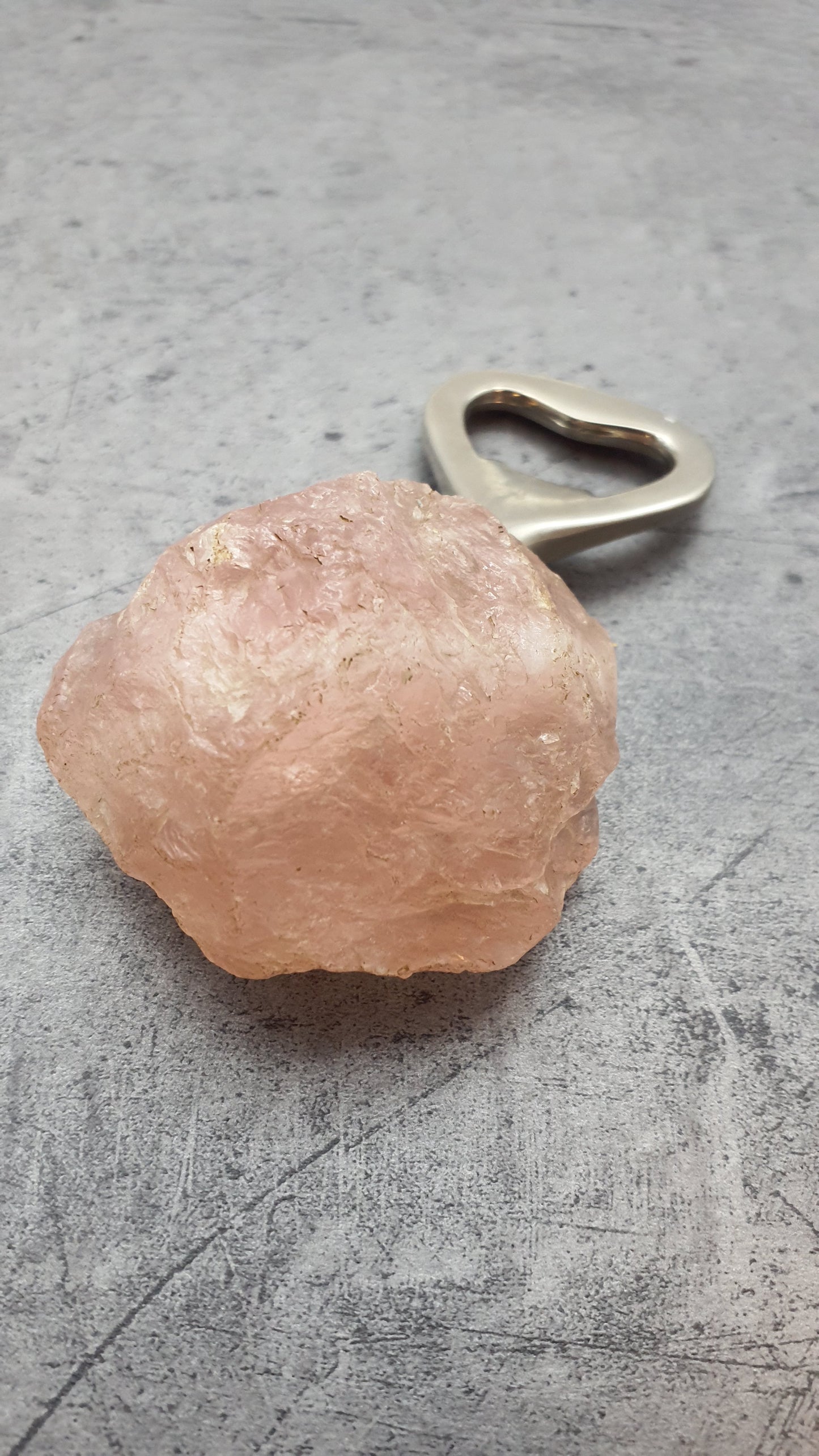 Flaschenöffner aus Rosenquarz