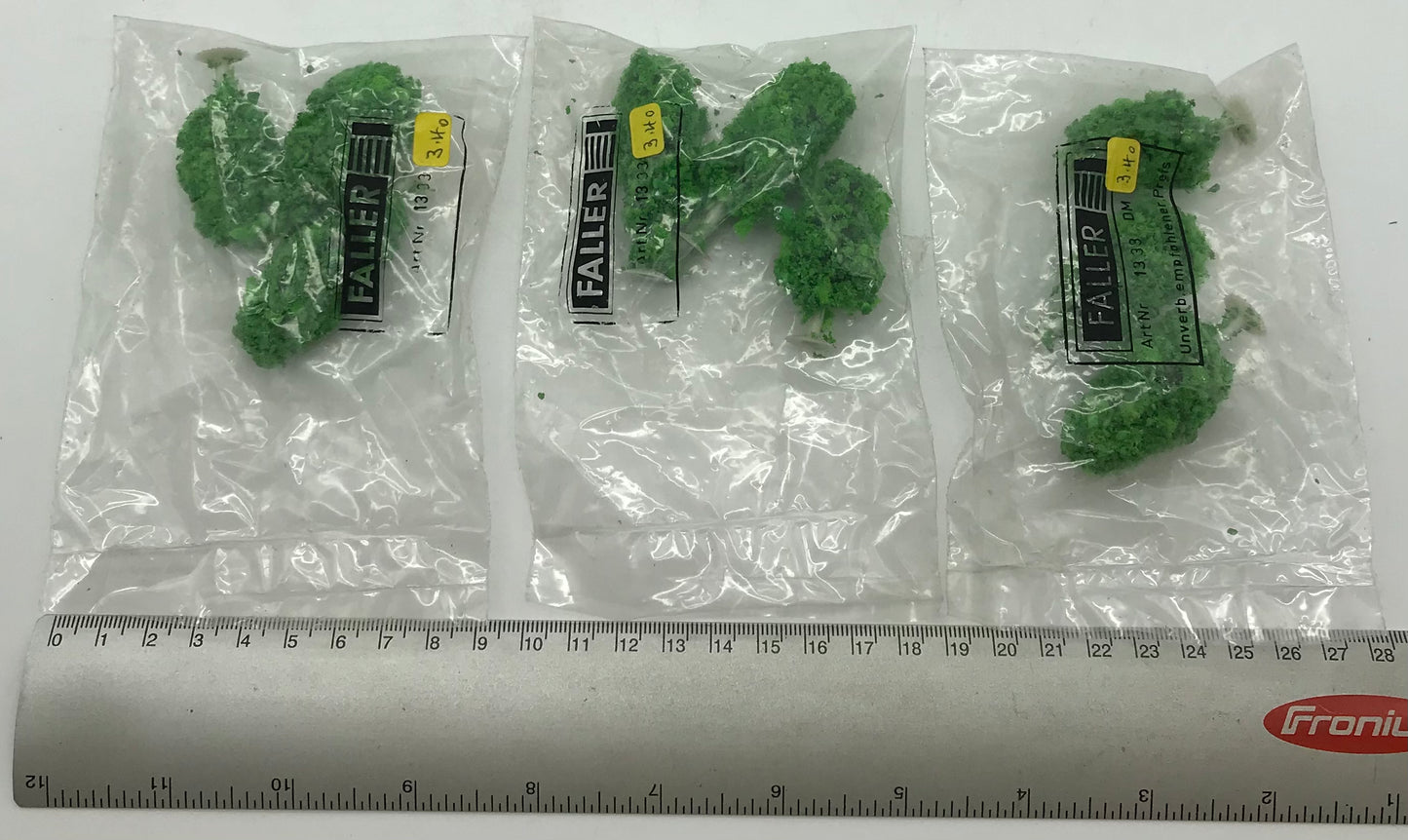 FALLER Art.Nr. 13 33, 3 Laubbäume, 3 Stück