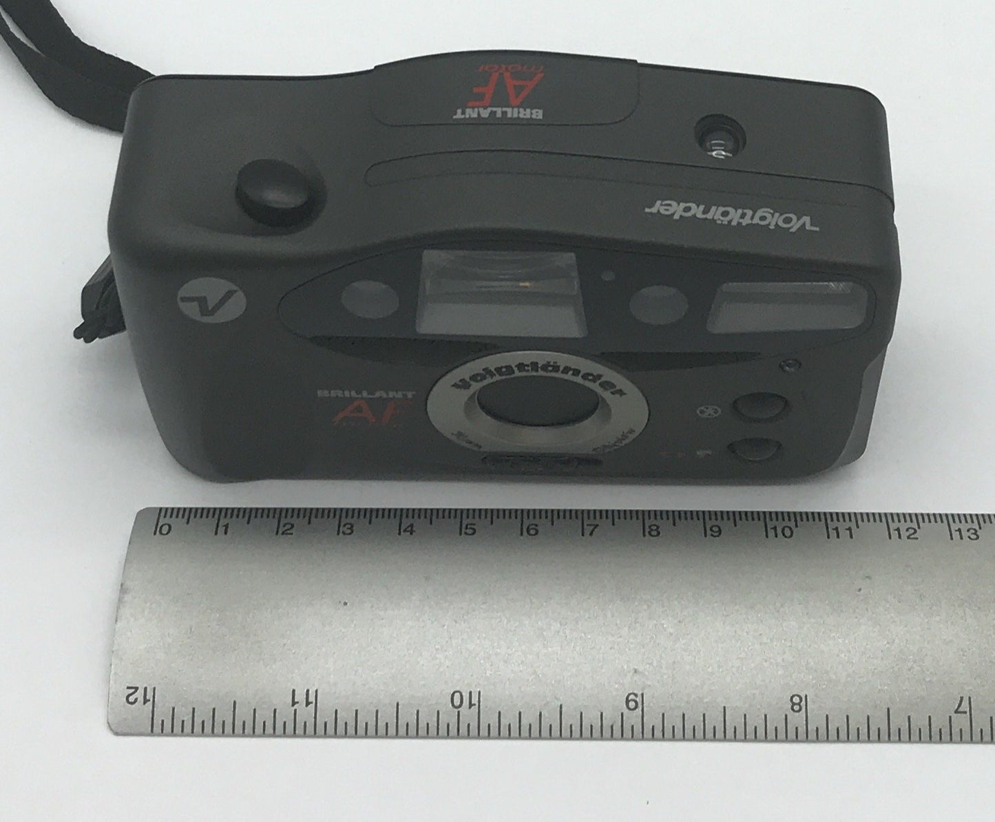 Voigtländer BRILLANT AF motor 30mm Objektiv schwarz mit Tasche