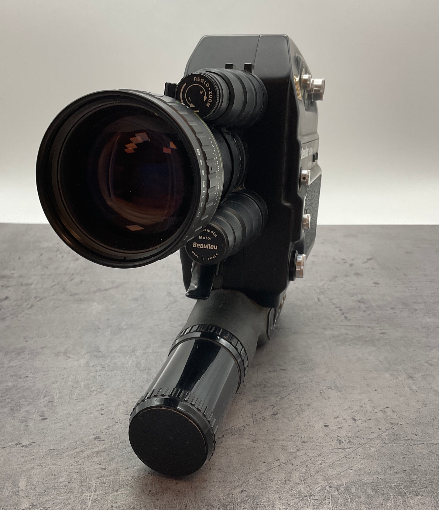 Beaulieu 5008S Super 8 Cine Camera with Angenieux Zoom 1.2/6-80mm