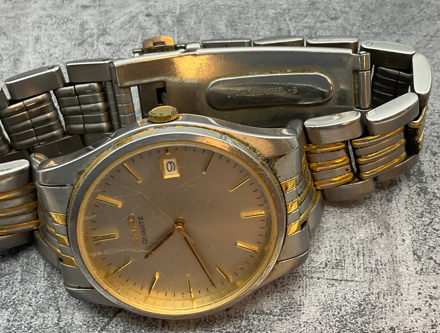 Seiko Armbanduhr Gold und Silberfarben