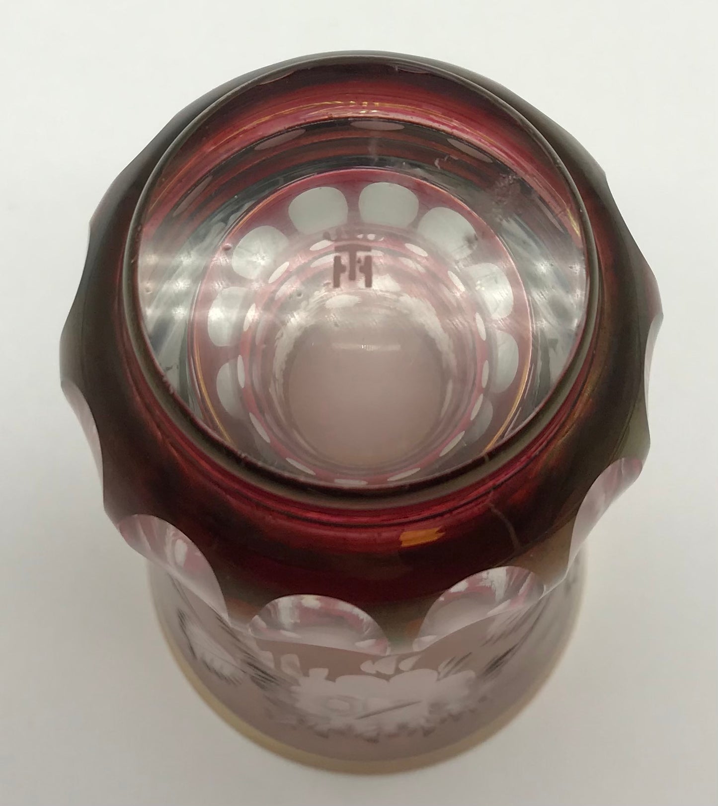 Dekorglas Bleikristall Glas/Vase Rot gefärbt mit Goldrand handgeschliffen, Lieckel