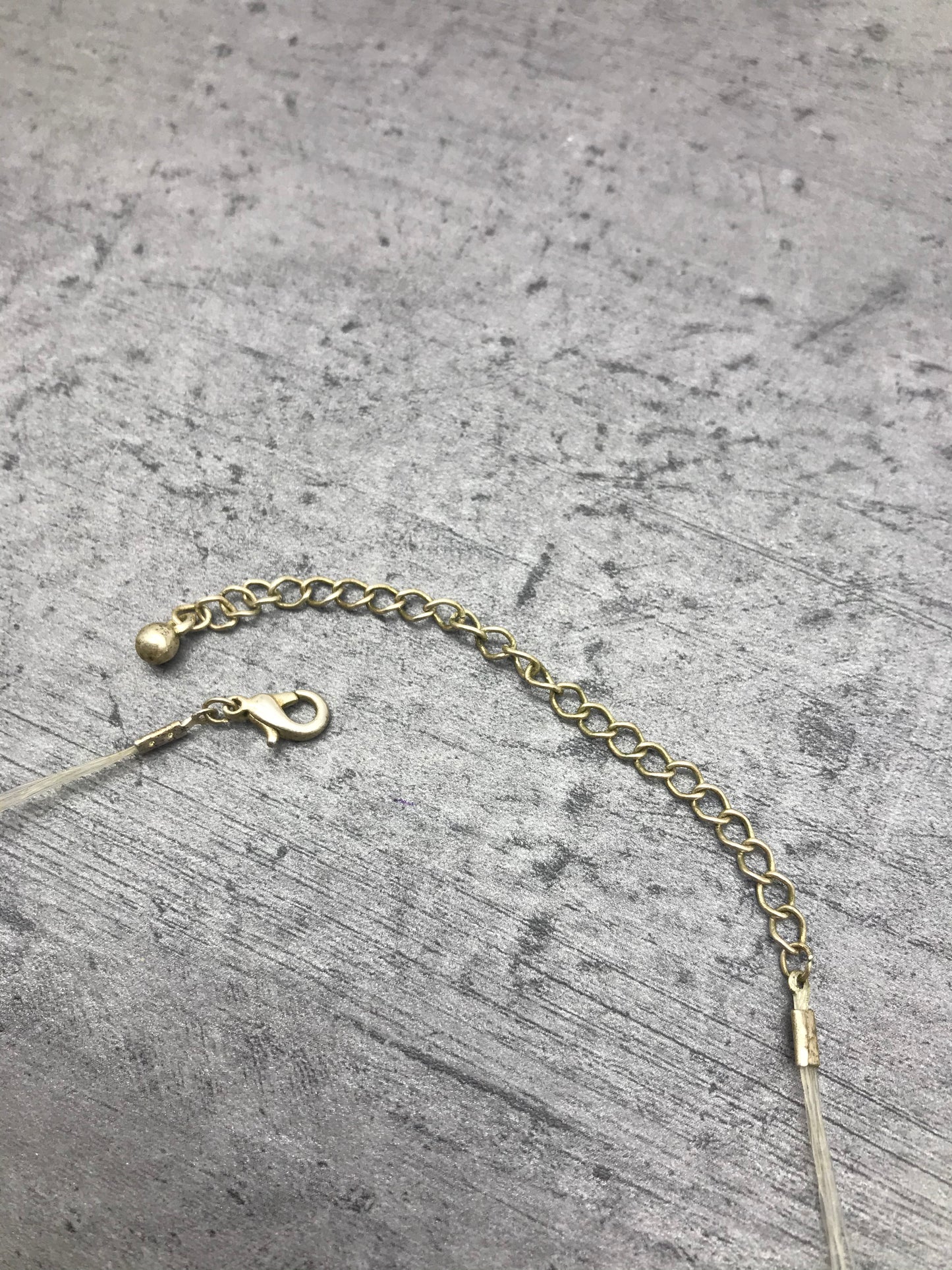 Modeschmuck Kette, feine Perlen, creme/weiß