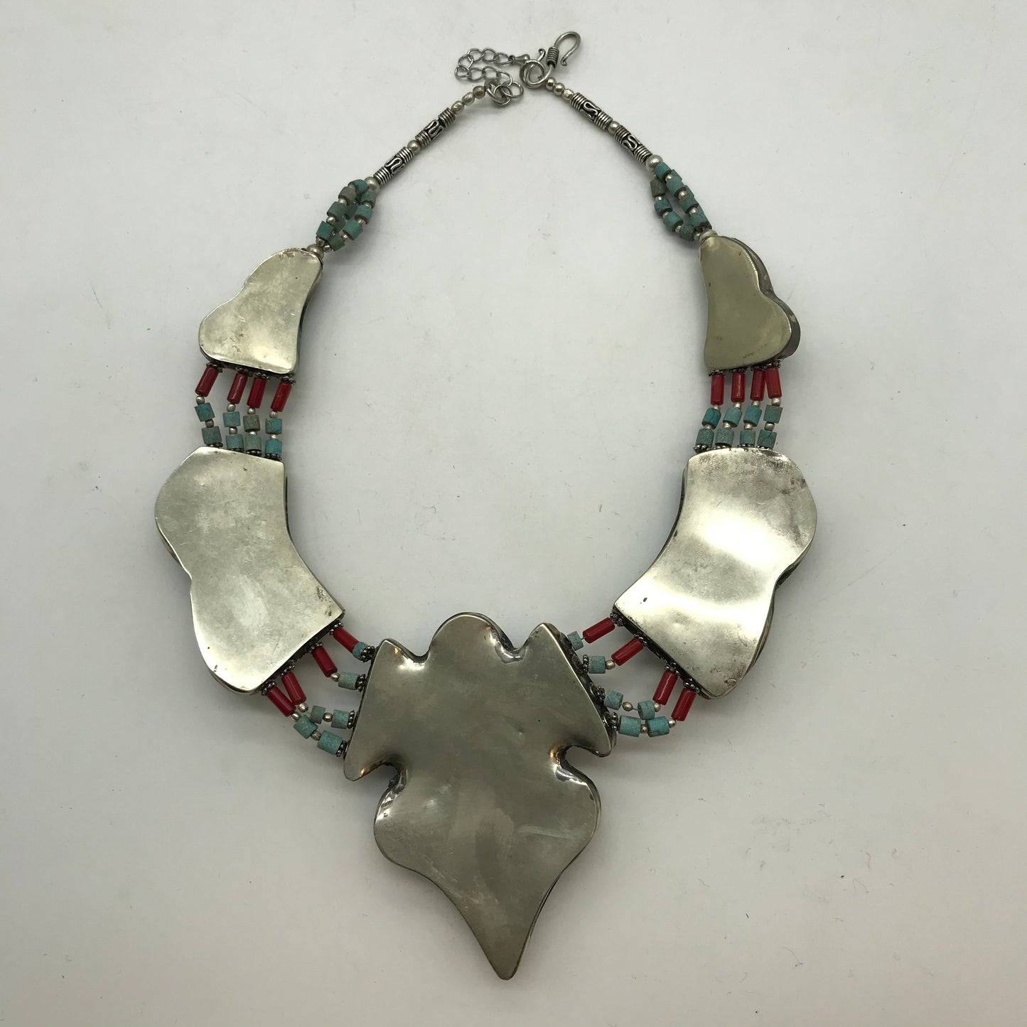 Statement Kette, Modeschmuck, türkis, silber und rotfarbend