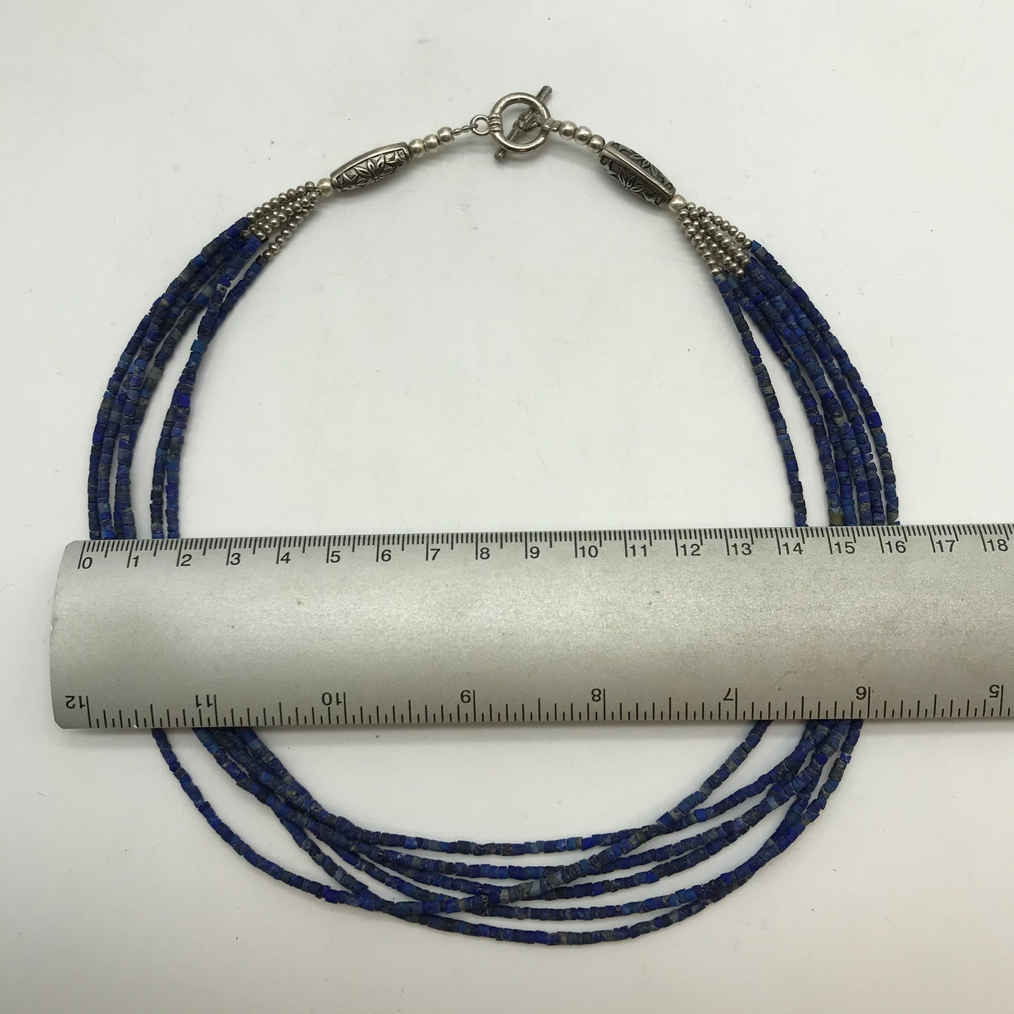 Blaue Modeschmuck Perlenkette, mit Silberfarbenen Verschluss,
