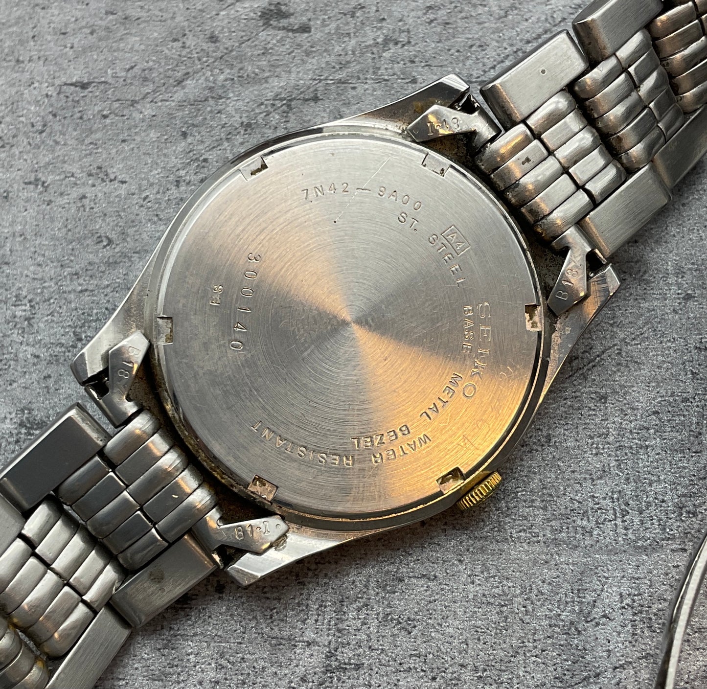 Seiko Armbanduhr Gold und Silberfarben