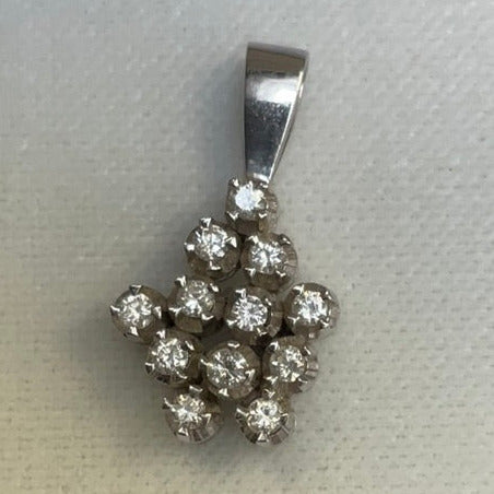Atemberaubender 585 Diamant Kettenanhäner mit 12 Diamanten in blumiger Fassung
