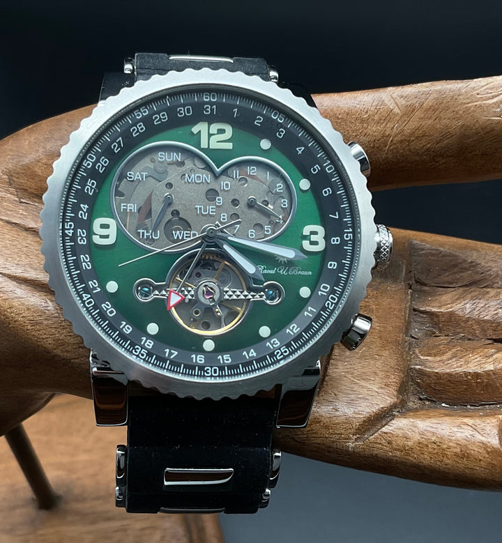 Grün-schwarze Raoul U. Braun Uhr