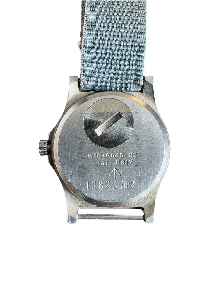 CWC Quartz ArmbanduhrBRITISH ROYAL NAVY MILITARY ISSUED QUARTZ WATCH COLD WAR MINT 905