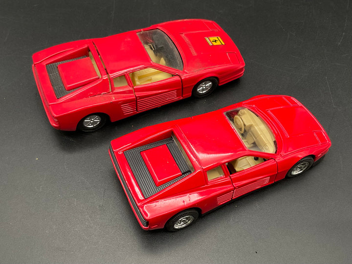 Zwei Ferrari Testerossa und 913