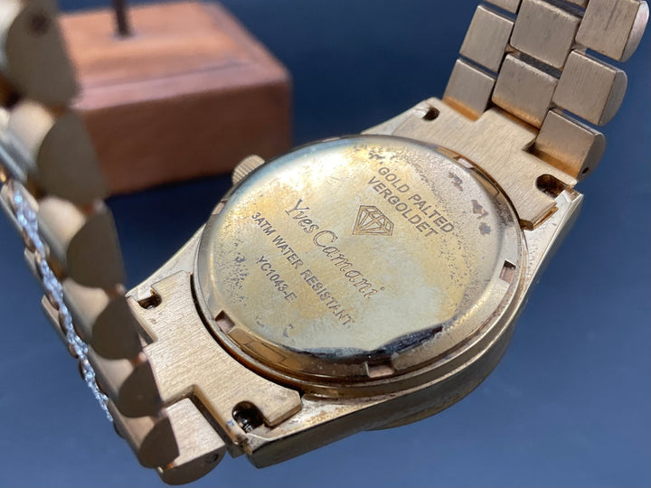 Goldfarbige Yves Camani Quarzuhr Edelstahlband