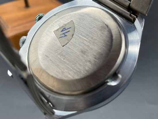 Silberfarbige PAKETA Nummer 405                905