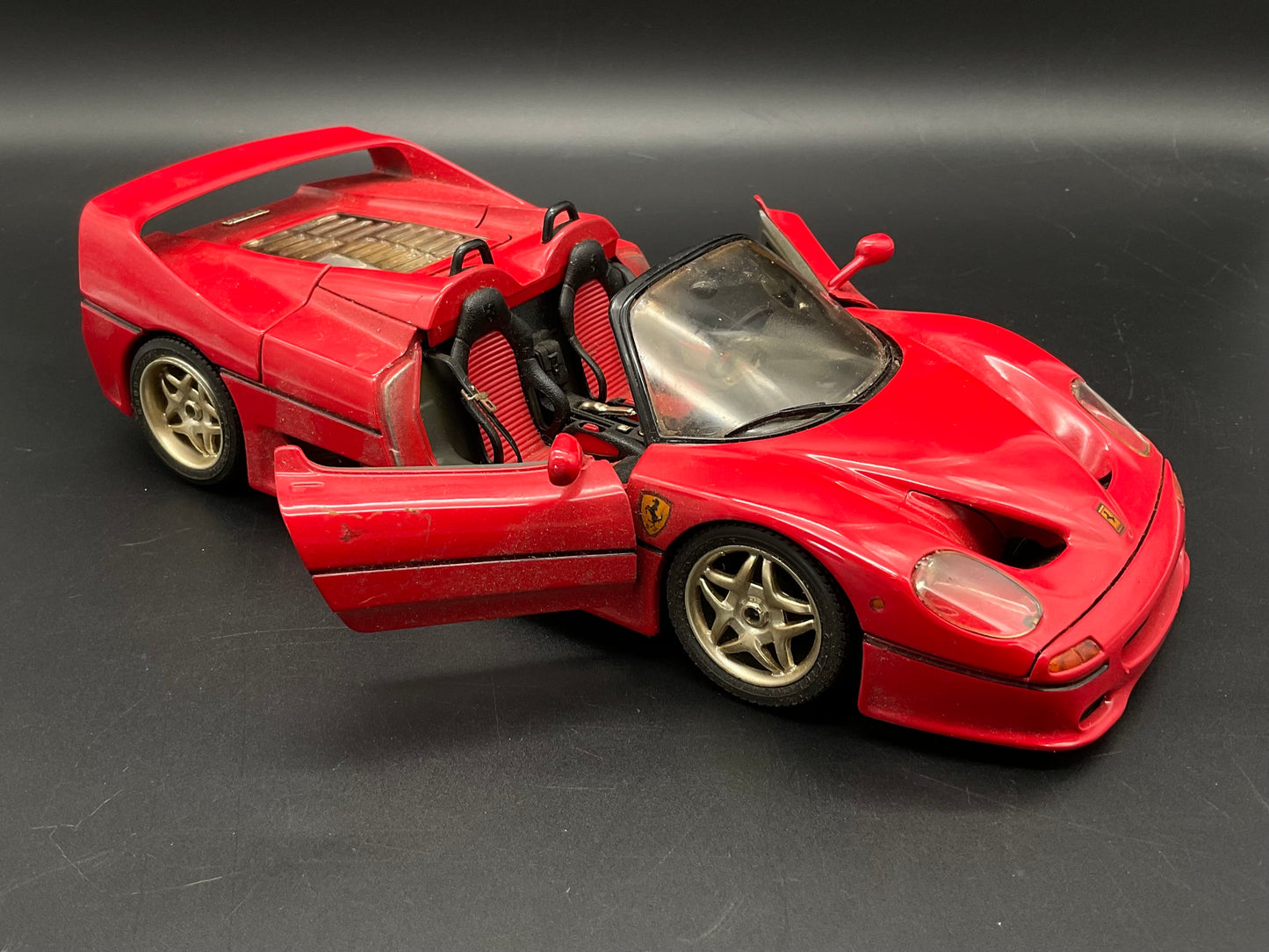 Bburago 1:18 Ferrari F50 (1995) Coupe rot