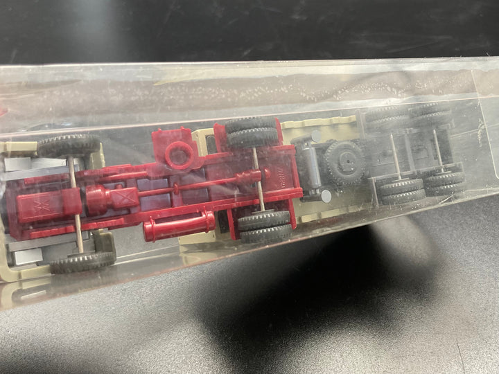 Zwei Transportfahrzeuge