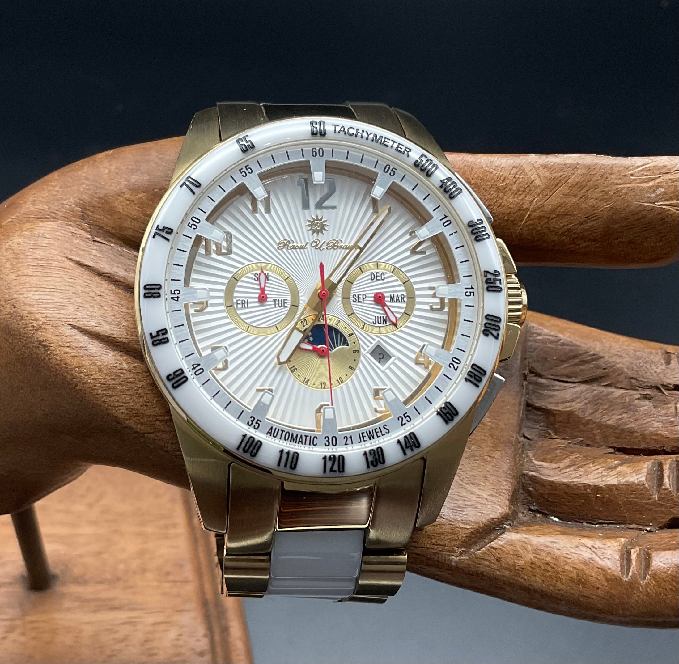 Weiß-Goldene Raoul U. Braun Uhr