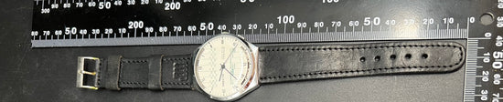 Russische Paketa Armbanduhr                905