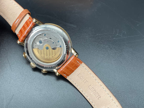 Goldfarbige Raoul U. Braun Uhr