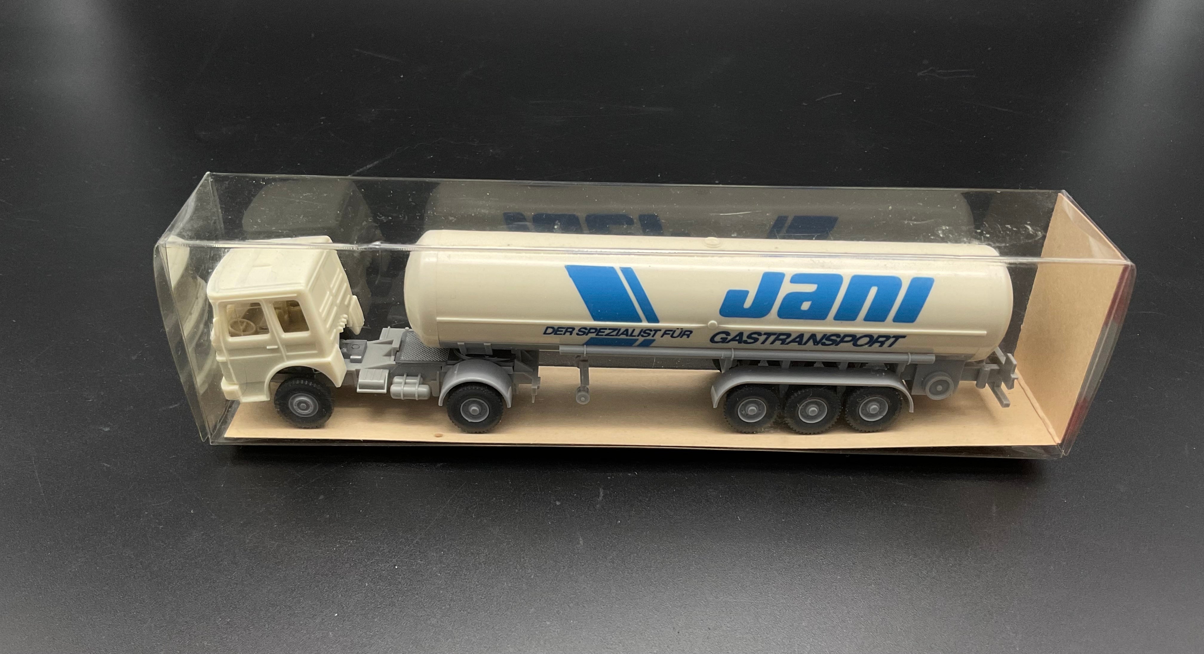 Wiking Flüssiggas-Sattelzug