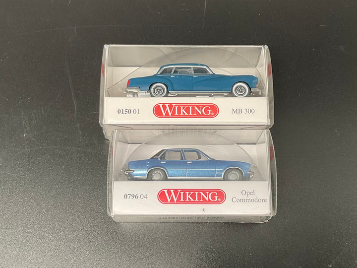 Zwei Wiking Modellfahrzeuge, MB 300 und Opel Commodore B
