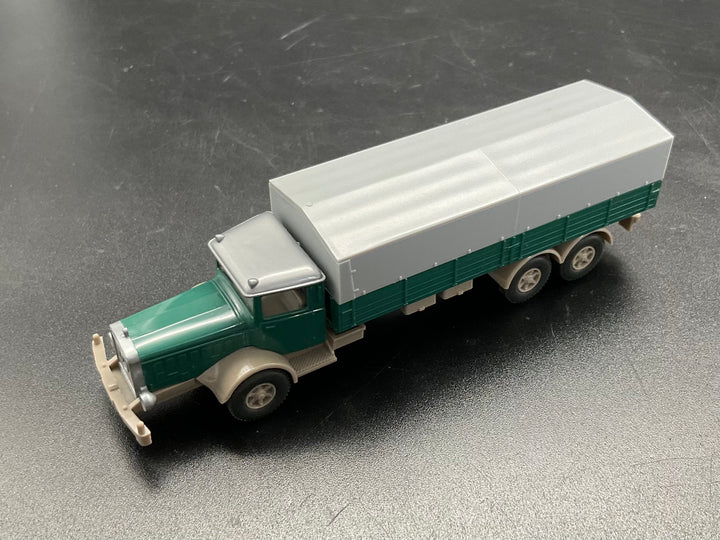 Wiking Pritschensattelzug