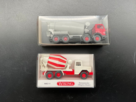 Zwei Wiking Betonmischer