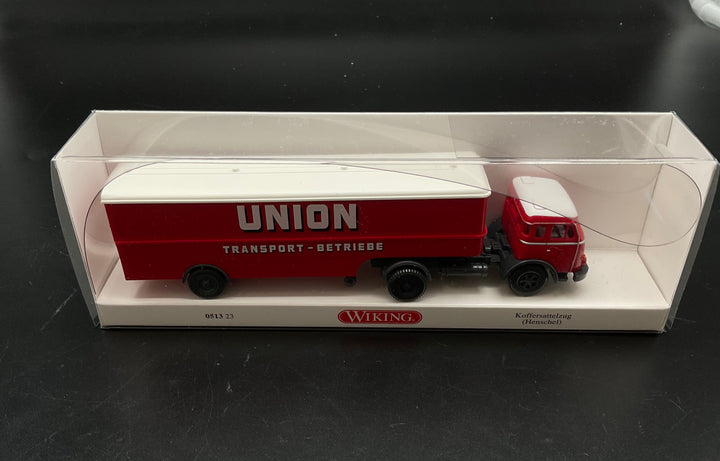 Wiking Koffersattelzug Henschel