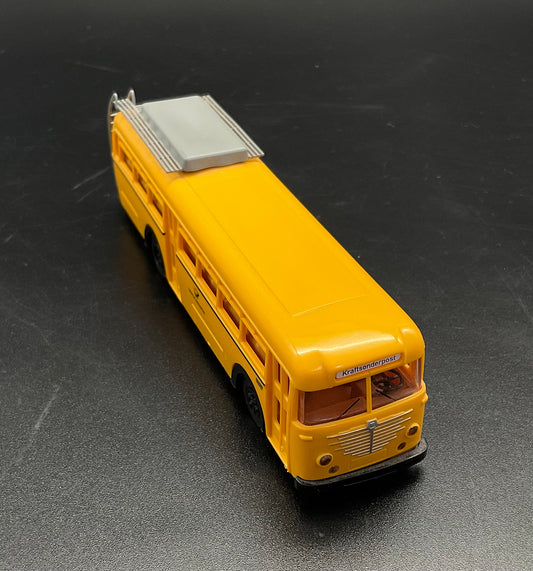 Brekina Post Bus