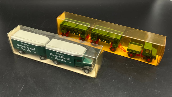 Zwei Wiking Modellfahrzeuge