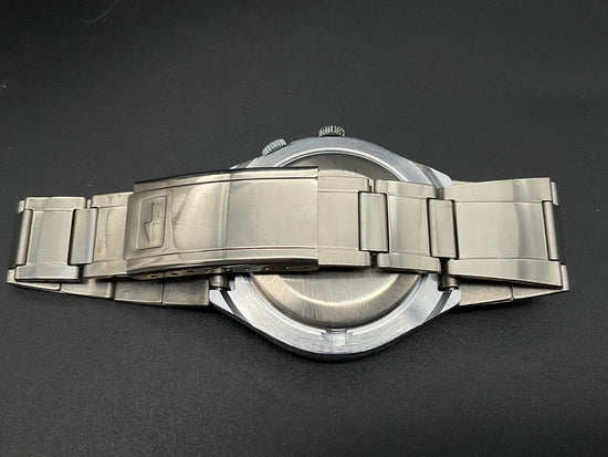 Silberfarbige PAKETA Nummer 405                905